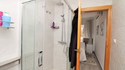 Återförsäljning - Apartment -
Villamartin - Las Violetas