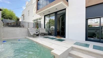 Reventa - Townhouse / Terraced House -
Torrevieja