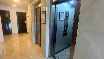 Återförsäljning - Apartment -
Los Altos - Torrevieja