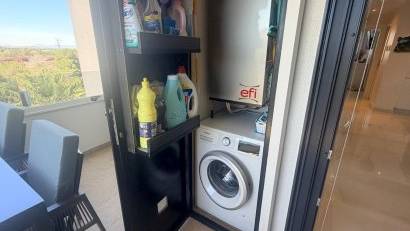 Återförsäljning - Apartment -
Los Altos - Torrevieja