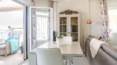 Återförsäljning - Detached villa -
San Fulgencio - urb.la marina