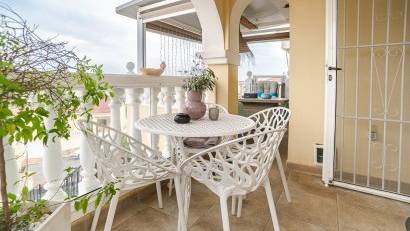 Återförsäljning - Detached villa -
San Fulgencio - urb.la marina