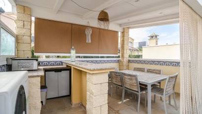 Återförsäljning - Detached villa -
San Fulgencio - urb.la marina