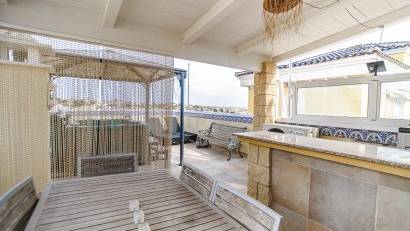 Återförsäljning - Detached villa -
San Fulgencio - urb.la marina