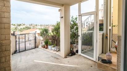 Återförsäljning - Detached villa -
San Fulgencio - urb.la marina