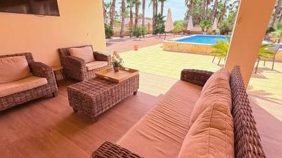 Resale - Villa -
CATRAL - Catral