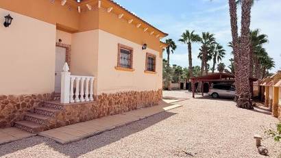 Resale - Villa -
CATRAL - Catral
