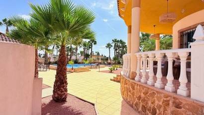 Resale - Villa -
CATRAL - Catral