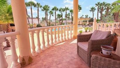 Resale - Villa -
CATRAL - Catral