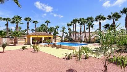 Resale - Villa -
CATRAL - Catral