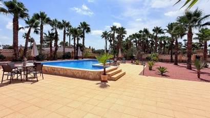 Resale - Villa -
CATRAL - Catral