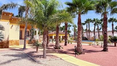 Resale - Villa -
CATRAL - Catral