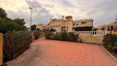 Återförsäljning - Semi detached -
Algorfa - Montemar