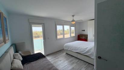 Återförsäljning - Villa / House -
Torrevieja - La Siesta