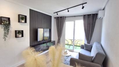 Reventa - Apartament / Duplex -
Torrevieja