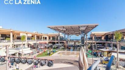 Återförsäljning - Apartment -
Orihuela Costa - Campoamor