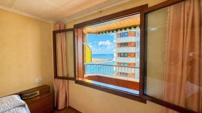 Återförsäljning - Apartment -
Torrevieja - Playa del Acequión