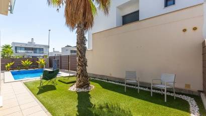 Resale - Villa -
Orihuela Costa - Entre Naranjos - Vistabella Golf