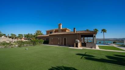Reventa - Villa -
Torremendo