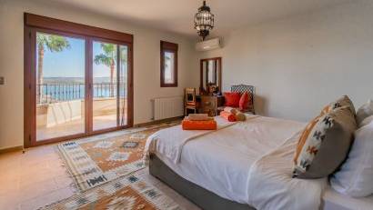 Reventa - Villa -
Torremendo