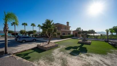 Reventa - Villa -
Torremendo