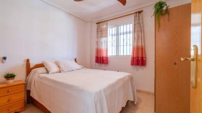 Alquiler a largo plazo - Apartment -
Torrevieja - La Mata