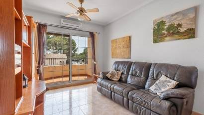 Återförsäljning - Apartment -
Orihuela - Villamartin