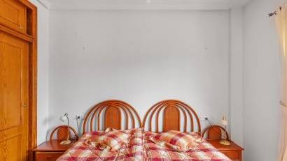 Återförsäljning - Apartment -
Orihuela - Villamartin