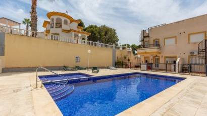 Återförsäljning - Apartment -
Orihuela - Villamartin