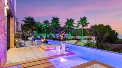 Resale - Detached villa -
Las Colinas Golf