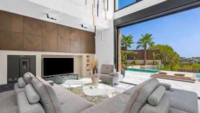 Resale - Detached villa -
Las Colinas Golf