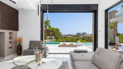 Resale - Detached villa -
Las Colinas Golf