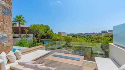 Resale - Detached villa -
Las Colinas Golf