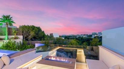 Resale - Detached villa -
Las Colinas Golf