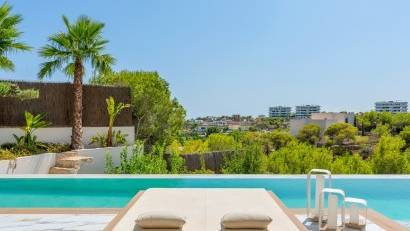 Resale - Detached villa -
Las Colinas Golf