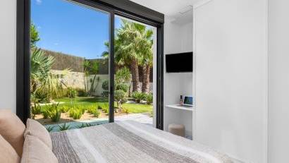Resale - Detached villa -
Las Colinas Golf