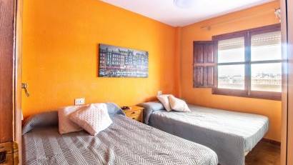 Återförsäljning - Apartment -
Orihuela Costa - La Regia