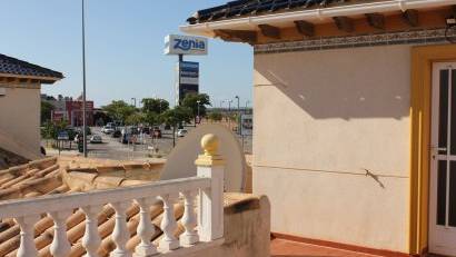 Återförsäljning - Villa -
La Zenia - Costa Blanca