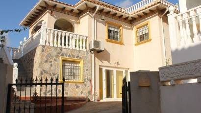 Återförsäljning - Villa -
La Zenia - Costa Blanca