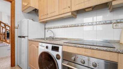 Återförsäljning - Apartment -
Lomas de Cabo Roig