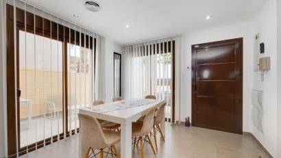 Resale - Detached villa -
Rojales