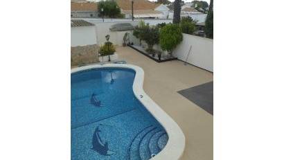 Återförsäljning - Villa -
Cabo Roig
