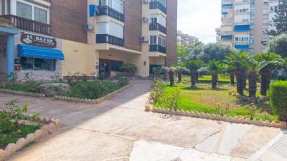 Återförsäljning - Apartment -
Orihuela Costa - Campoamor