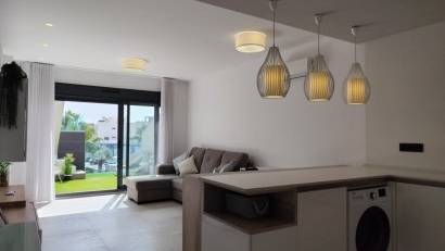 Återförsäljning - Apartment -
El Raso