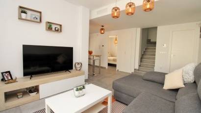Återförsäljning - Villa -
Villamartin - PAU 8