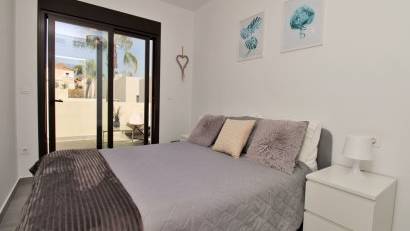 Återförsäljning - Villa -
Villamartin - PAU 8