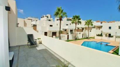 Återförsäljning - Villa -
Villamartin - PAU 8