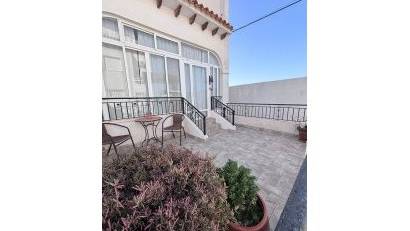 Återförsäljning - Radhus -
Villamartin - Orihuela Costa
