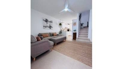Återförsäljning - Radhus -
Villamartin - Orihuela Costa