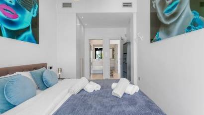 Återförsäljning - Villa -
Orihuela Costa - Villamartín